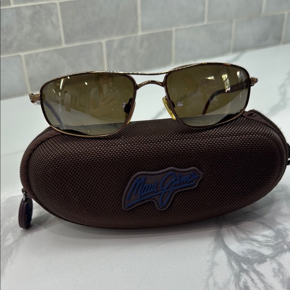 Maui Jim Tortoise Sunglasses with Brown Case